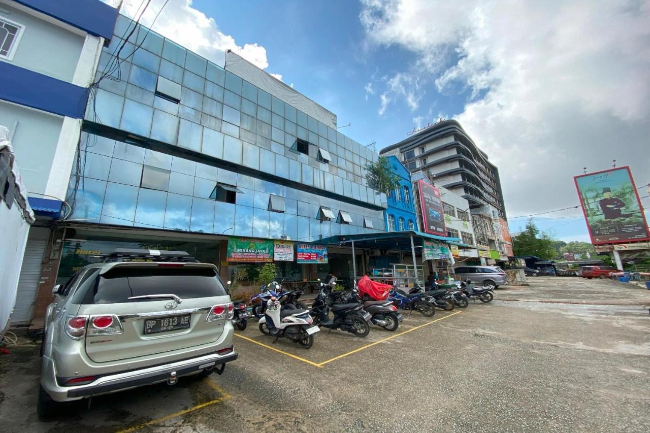 Oyo 92702 Minang Jaya Nagoya Exterior photo